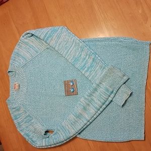 Blue sweater and earrings set